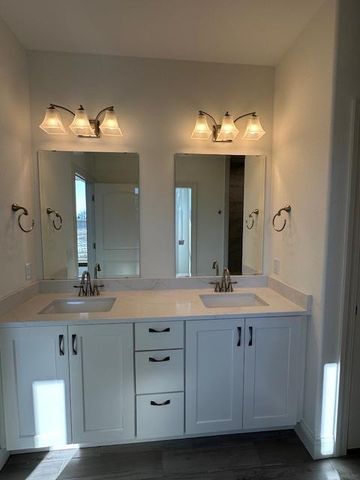 593 Wickland WAY, Colgate, WI 53017