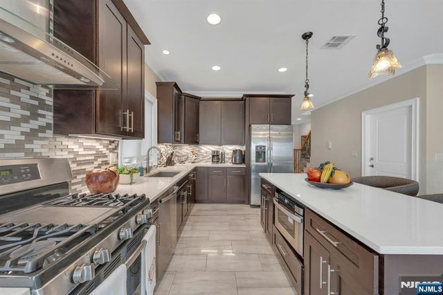 440 Morningside Avenue B, Fairview, NJ 07022