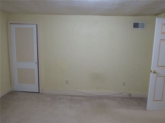 533 Mccully St, White Oak, PA 15131