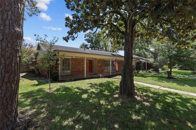 3615 Deal Street, Houston, TX 77025
