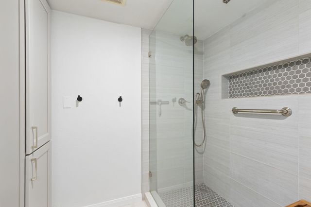 6663 Bayou Glen Road, Houston, TX 77057