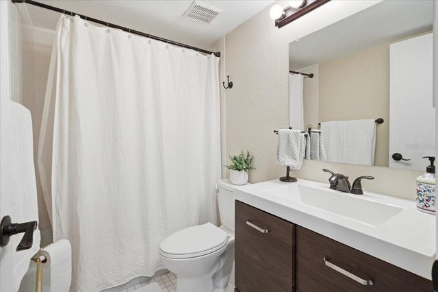 10603 CARROLLBROOK WAY 10603, Tampa, FL 33618