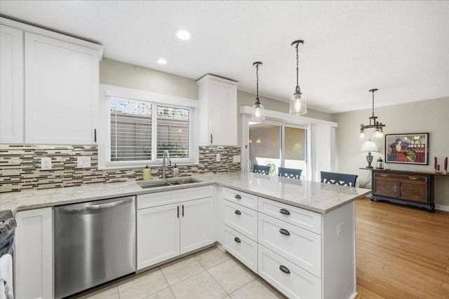 10603 CARROLLBROOK WAY 10603, Tampa, FL 33618