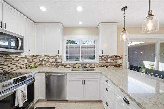 10603 CARROLLBROOK WAY 10603, Tampa, FL 33618