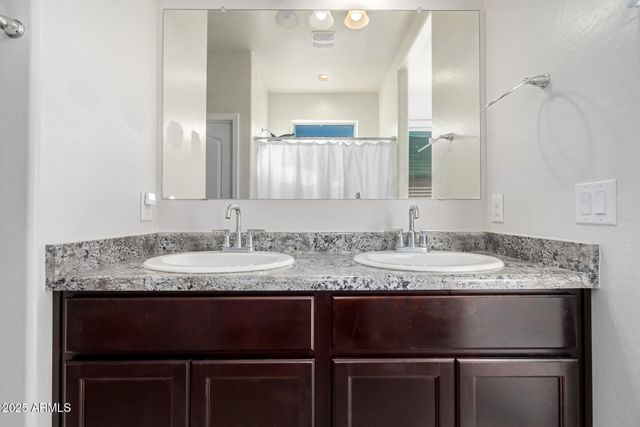 4988 E LIVING STONE Way, San Tan Valley, AZ 85143