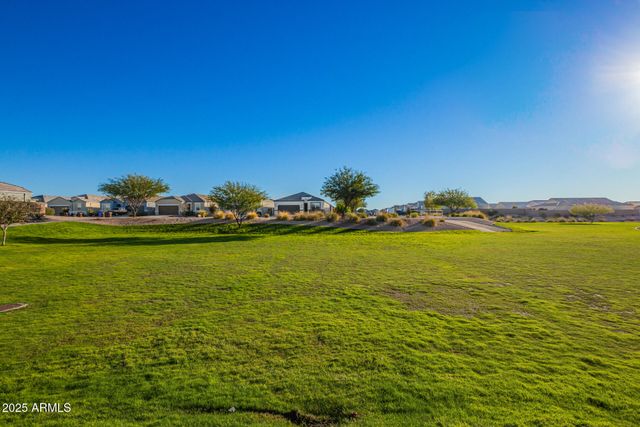4988 E LIVING STONE Way, San Tan Valley, AZ 85143