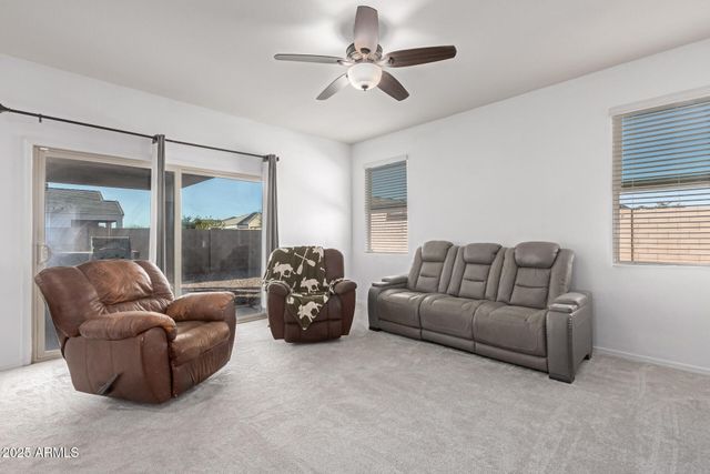 4988 E LIVING STONE Way, San Tan Valley, AZ 85143