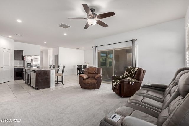 4988 E LIVING STONE Way, San Tan Valley, AZ 85143