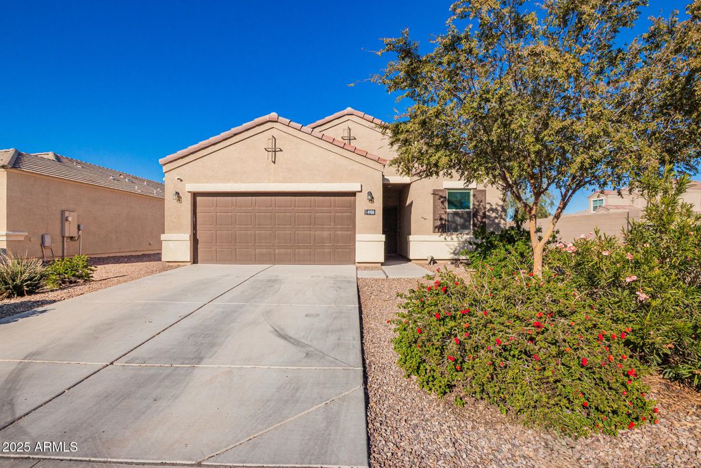 4988 E LIVING STONE Way, San Tan Valley, AZ 85143