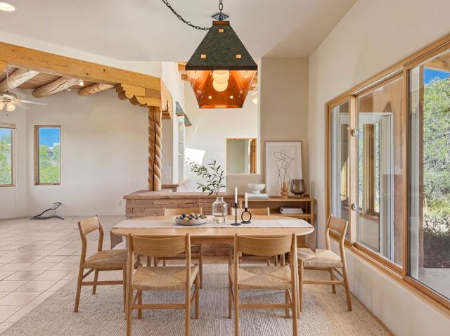 1331 Sierra Azul B, Santa Fe, NM 87507