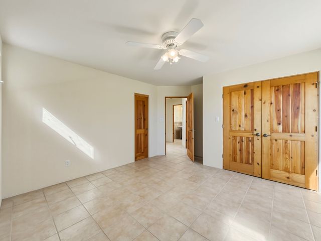 1331 Sierra Azul B, Santa Fe, NM 87507