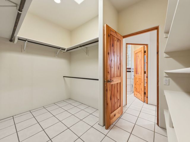 1331 Sierra Azul B, Santa Fe, NM 87507