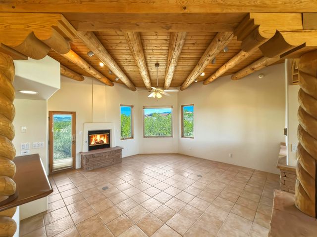 1331 Sierra Azul B, Santa Fe, NM 87507