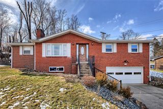 14114 Valley View Dr, North Huntingdon, PA 15131