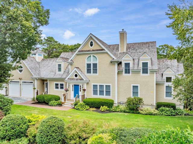 55 Shoestring Bay Road, Mashpee, MA 02649