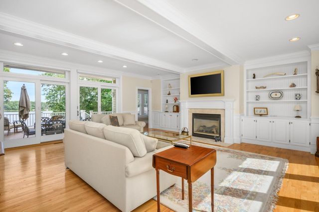 55 Shoestring Bay Road, Mashpee, MA 02649