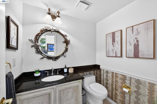 646 Windmill Ln, Pleasanton, CA 94566