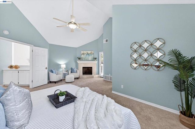 646 Windmill Ln, Pleasanton, CA 94566