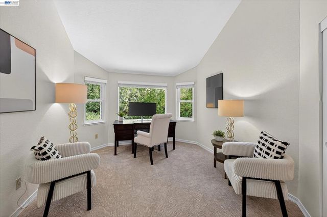 646 Windmill Ln, Pleasanton, CA 94566