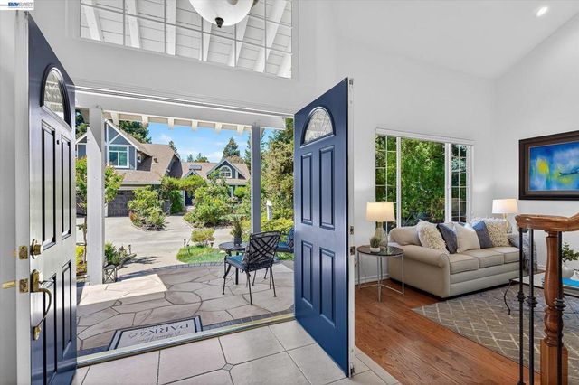646 Windmill Ln, Pleasanton, CA 94566