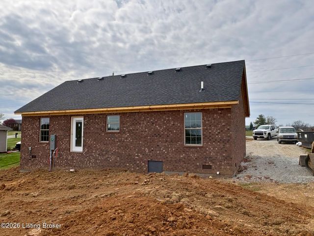 718 Hubbards Ln, Bardstown, KY 40004