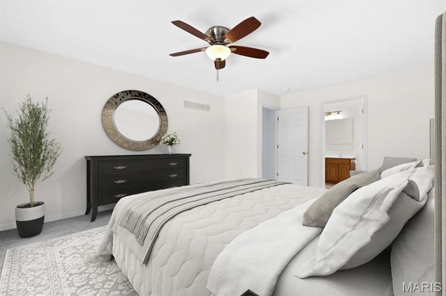 1712 SHADE TREE Court, Swansea, IL 62226