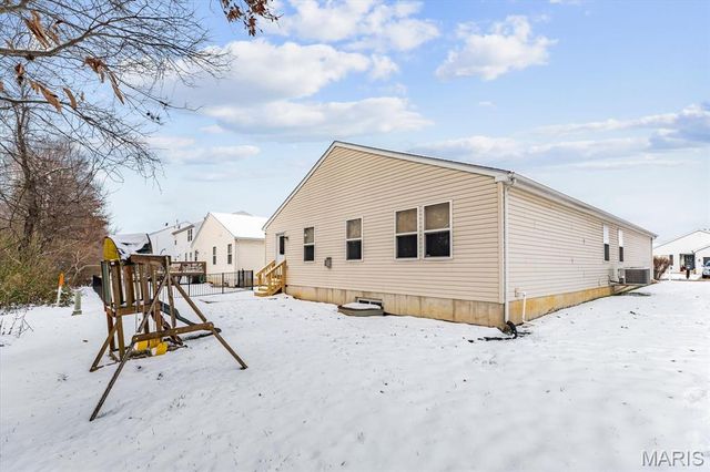 1712 SHADE TREE Court, Swansea, IL 62226