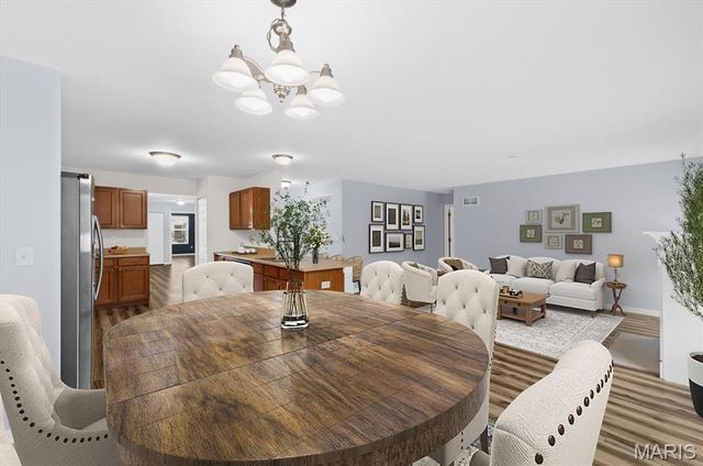 1712 SHADE TREE Court, Swansea, IL 62226