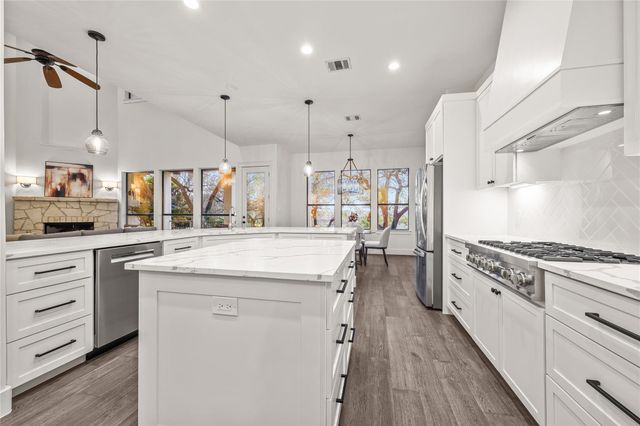 13601 Montview DR, Austin, TX 78732