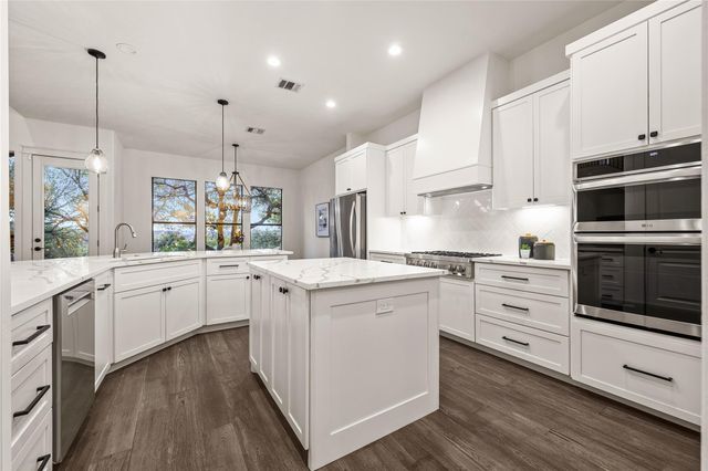 13601 Montview DR, Austin, TX 78732