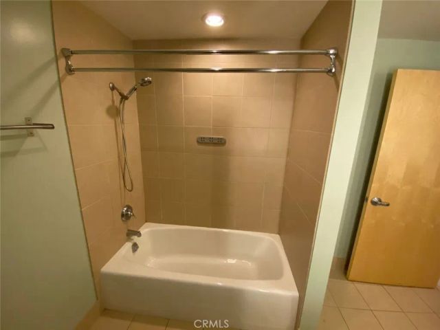 1111 S Grand 804, Los Angeles, CA 90015