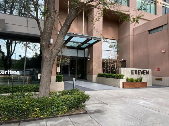 1111 S Grand 804, Los Angeles, CA 90015