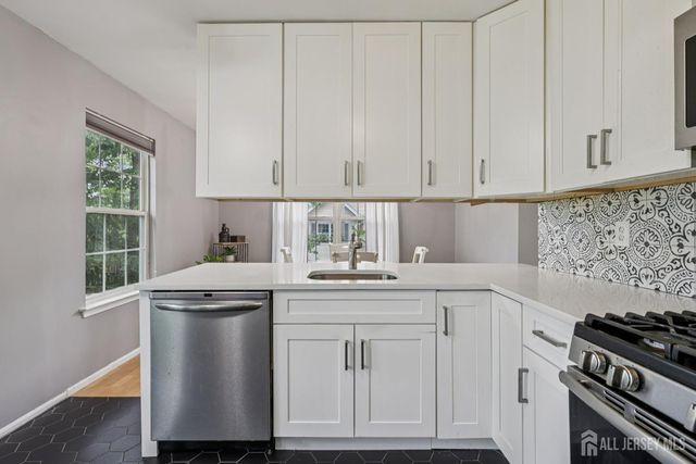 1608 Cypress Lane 1608, East Brunswick, NJ 08816