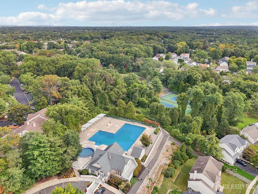 1608 Cypress Lane 1608, East Brunswick, NJ 08816