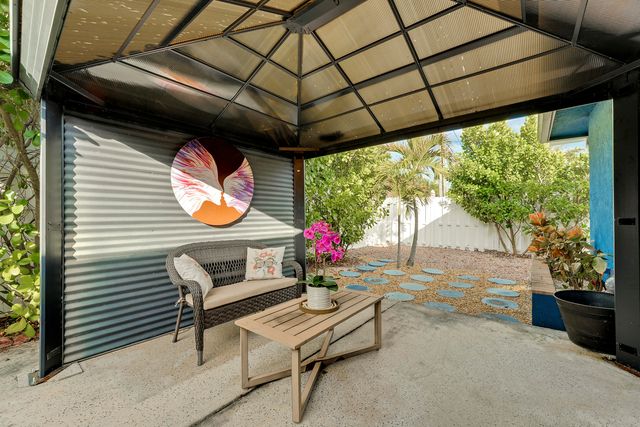 1827 Len Drive, North Palm Beach, FL 33408