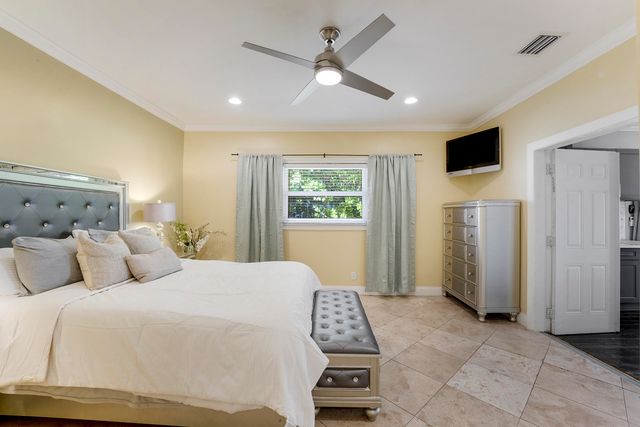 1827 Len Drive, North Palm Beach, FL 33408