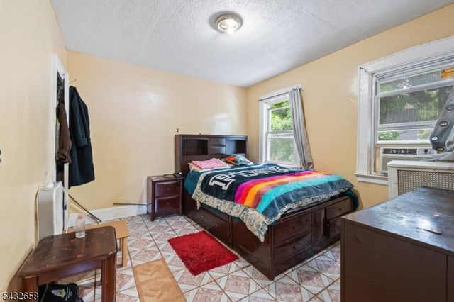 100 Montgomery Ave, Irvington Twp., NJ 07111
