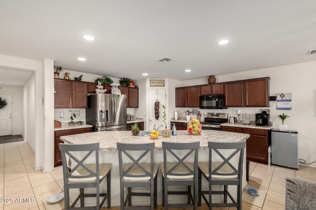 6910 S 75TH Drive, Laveen, AZ 85339