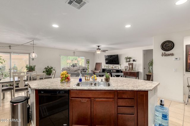 6910 S 75TH Drive, Laveen, AZ 85339