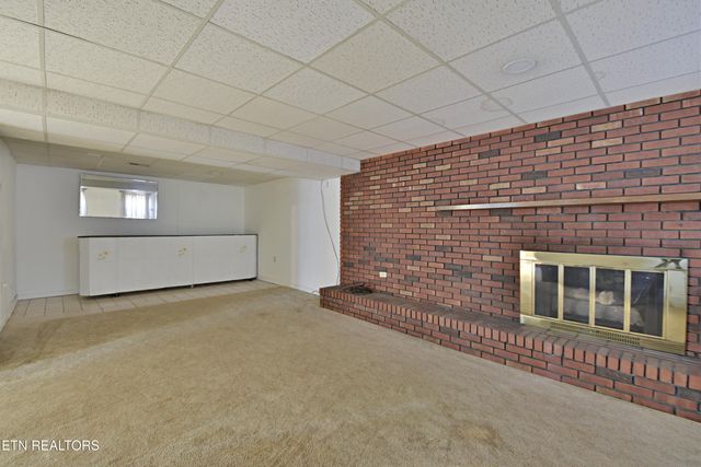 880 Darwin St, Alcoa, TN 37701