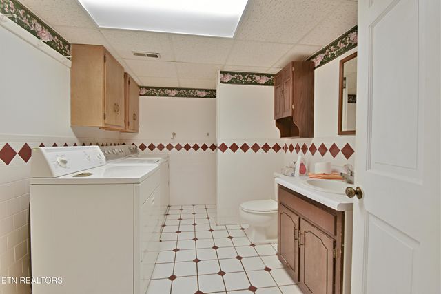 880 Darwin St, Alcoa, TN 37701