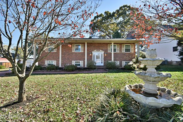 880 Darwin St, Alcoa, TN 37701