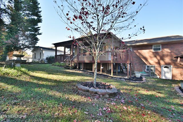 880 Darwin St, Alcoa, TN 37701