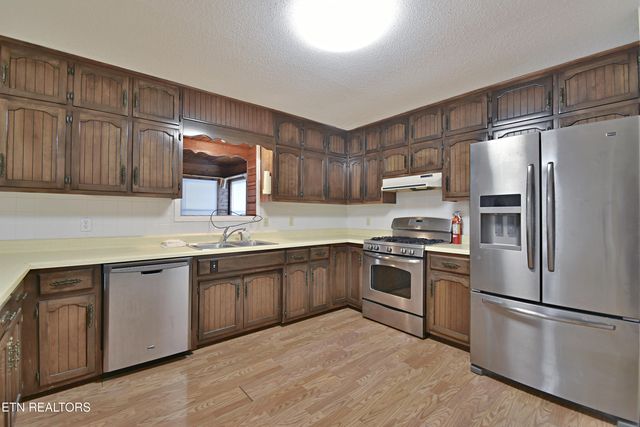 880 Darwin St, Alcoa, TN 37701