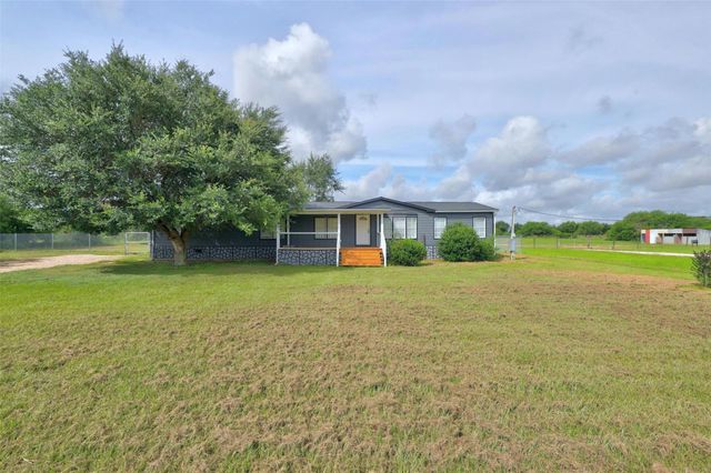 1955 Lauren Lane, Sealy, TX 77474