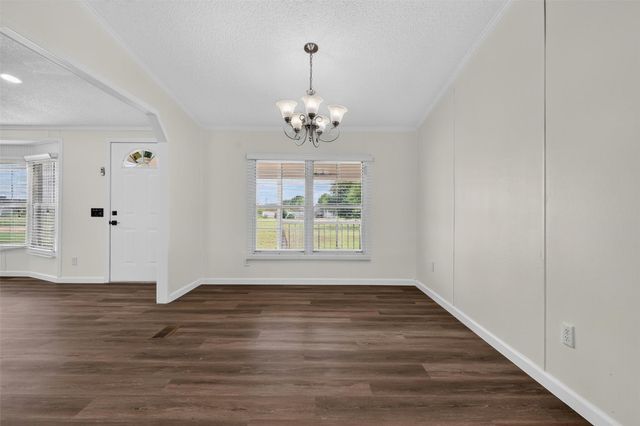 1955 Lauren Lane, Sealy, TX 77474