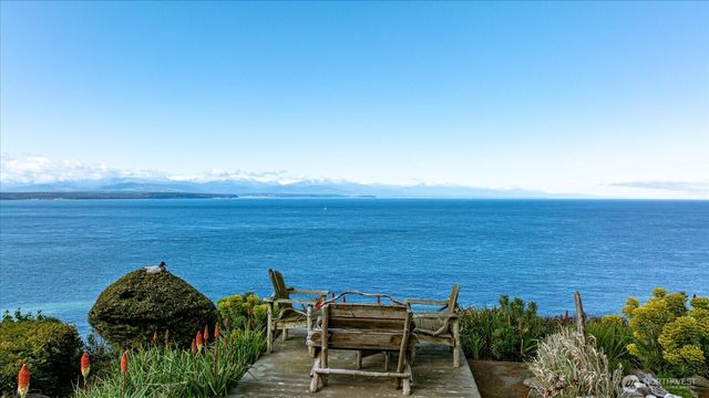 2312 Cedar Hollow Lane, Coupeville, WA 98239