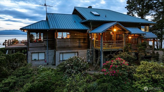2312 Cedar Hollow Lane, Coupeville, WA 98239