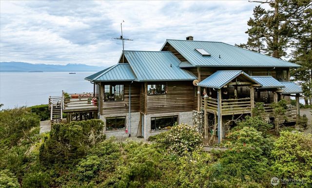 2312 Cedar Hollow Lane, Coupeville, WA 98239