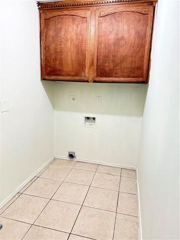 1007 Blue Jay Avenue, Pharr, TX 78577